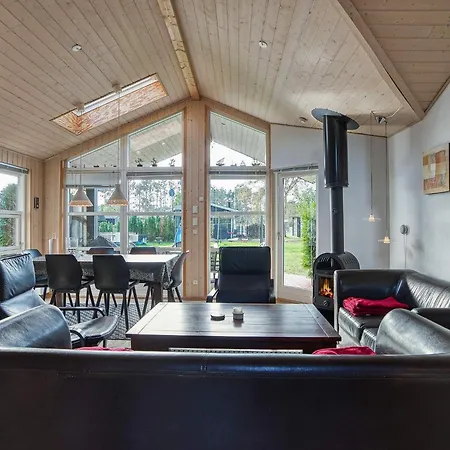 8 Person In Rodby-by Traum Rødby