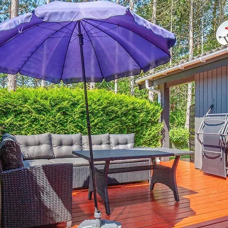 8 Person In Rodby-by Traum Rødby
