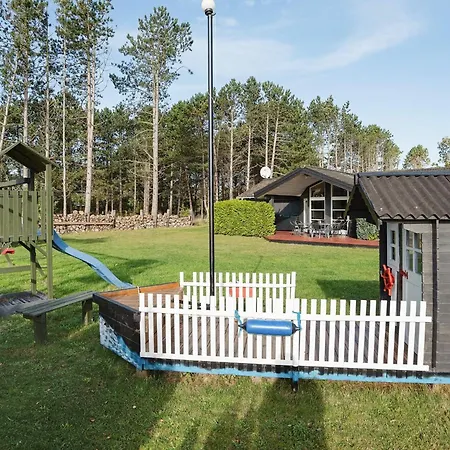 8 Person In Rodby-by Traum Rødby